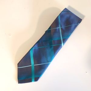Arrow Necktie